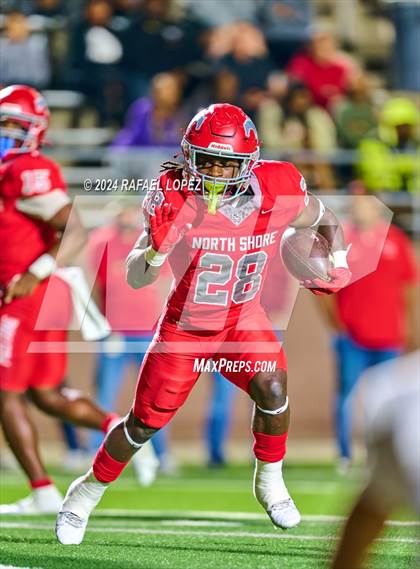 Thumbnail 2 in Deer Park vs. North Shore (UIL 6A D1 Football Bi-District) photogallery.