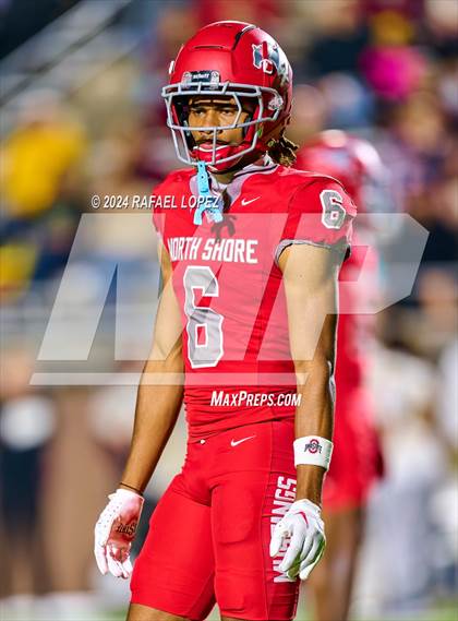 Thumbnail 2 in Deer Park vs. North Shore (UIL 6A D1 Football Bi-District) photogallery.