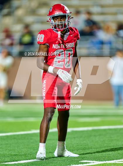 Thumbnail 3 in Deer Park vs. North Shore (UIL 6A D1 Football Bi-District) photogallery.