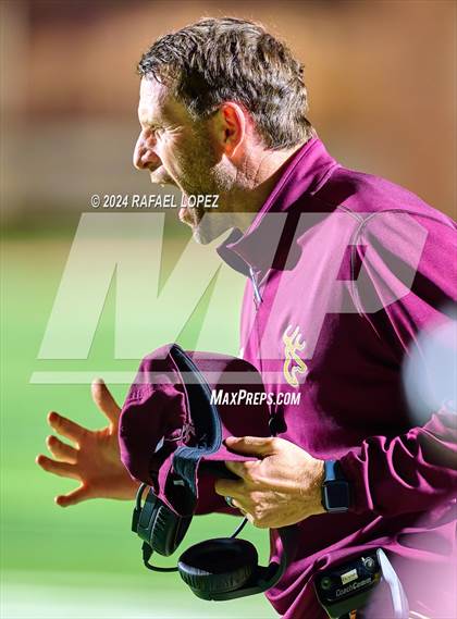 Thumbnail 2 in Deer Park vs. North Shore (UIL 6A D1 Football Bi-District) photogallery.