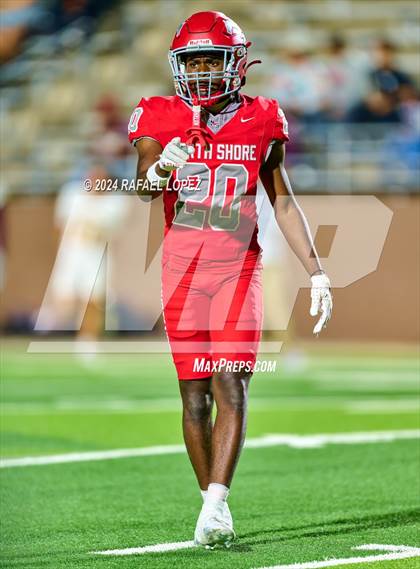 Thumbnail 1 in Deer Park vs. North Shore (UIL 6A D1 Football Bi-District) photogallery.