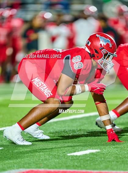Thumbnail 1 in Deer Park vs. North Shore (UIL 6A D1 Football Bi-District) photogallery.