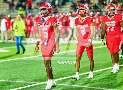 Thumbnail 3 in Deer Park vs. North Shore (UIL 6A D1 Football Bi-District) photogallery.