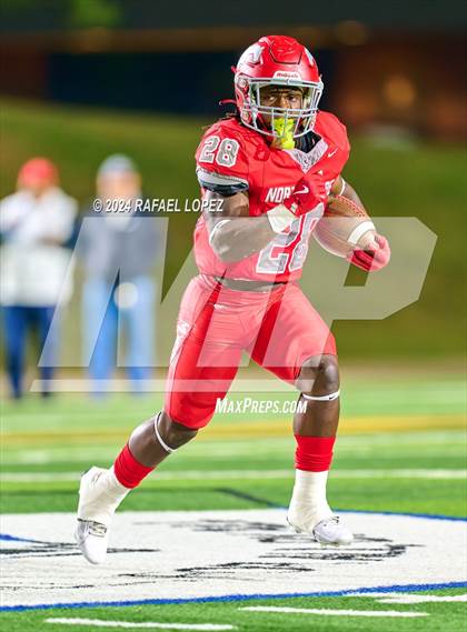 Thumbnail 2 in Deer Park vs. North Shore (UIL 6A D1 Football Bi-District) photogallery.