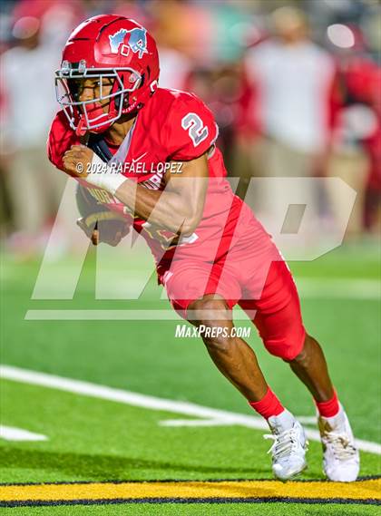 Thumbnail 2 in Deer Park vs. North Shore (UIL 6A D1 Football Bi-District) photogallery.