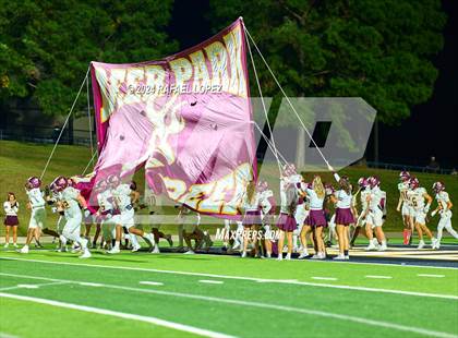 Thumbnail 2 in Deer Park vs. North Shore (UIL 6A D1 Football Bi-District) photogallery.