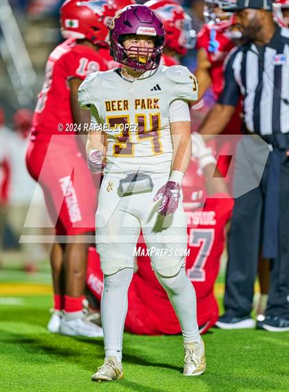 Thumbnail 2 in Deer Park vs. North Shore (UIL 6A D1 Football Bi-District) photogallery.