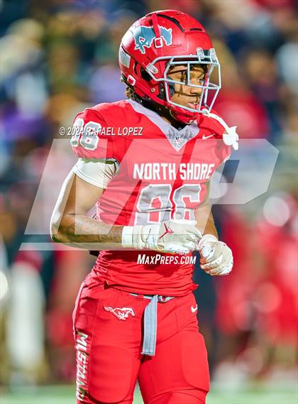 Thumbnail 1 in Deer Park vs. North Shore (UIL 6A D1 Football Bi-District) photogallery.
