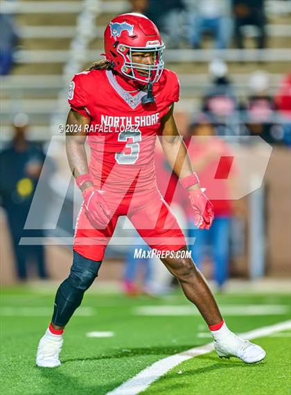 Thumbnail 2 in Deer Park vs. North Shore (UIL 6A D1 Football Bi-District) photogallery.