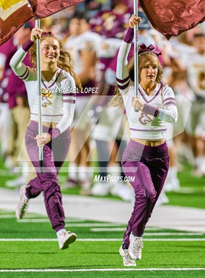 Thumbnail 3 in Deer Park vs. North Shore (UIL 6A D1 Football Bi-District) photogallery.
