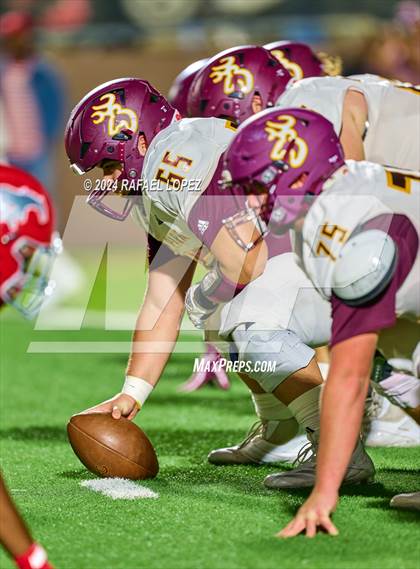 Thumbnail 3 in Deer Park vs. North Shore (UIL 6A D1 Football Bi-District) photogallery.