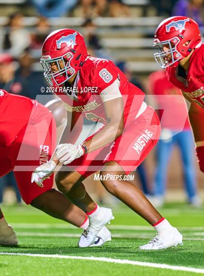 Thumbnail 1 in Deer Park vs. North Shore (UIL 6A D1 Football Bi-District) photogallery.