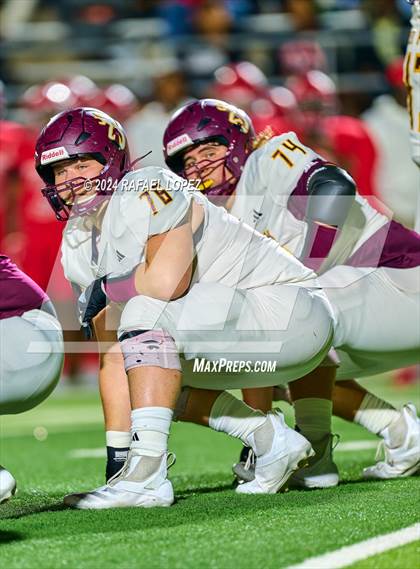 Thumbnail 2 in Deer Park vs. North Shore (UIL 6A D1 Football Bi-District) photogallery.
