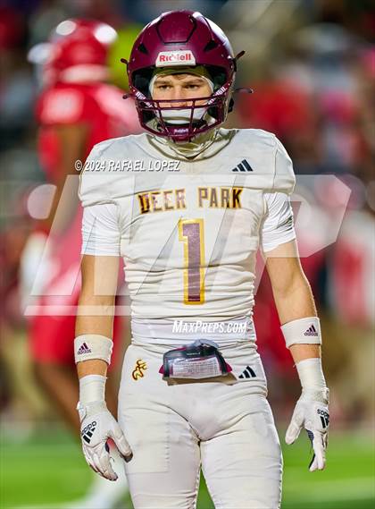 Thumbnail 3 in Deer Park vs. North Shore (UIL 6A D1 Football Bi-District) photogallery.