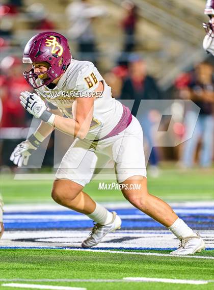 Thumbnail 3 in Deer Park vs. North Shore (UIL 6A D1 Football Bi-District) photogallery.