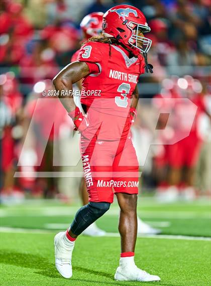 Thumbnail 3 in Deer Park vs. North Shore (UIL 6A D1 Football Bi-District) photogallery.