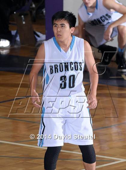 Thumbnail 2 in Ponderosa vs. Clovis North (St. Hope Elite Classic) photogallery.