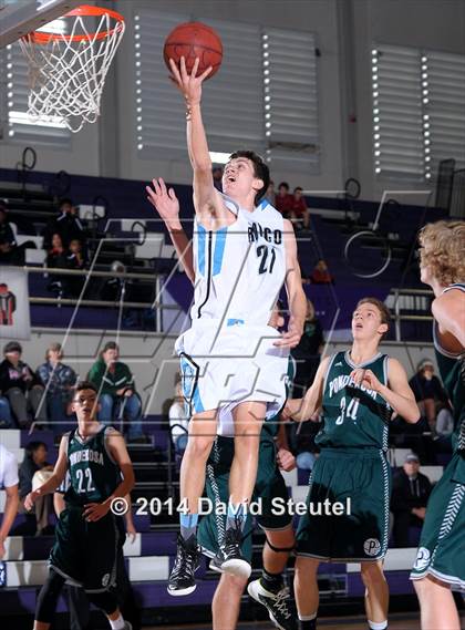Thumbnail 1 in Ponderosa vs. Clovis North (St. Hope Elite Classic) photogallery.