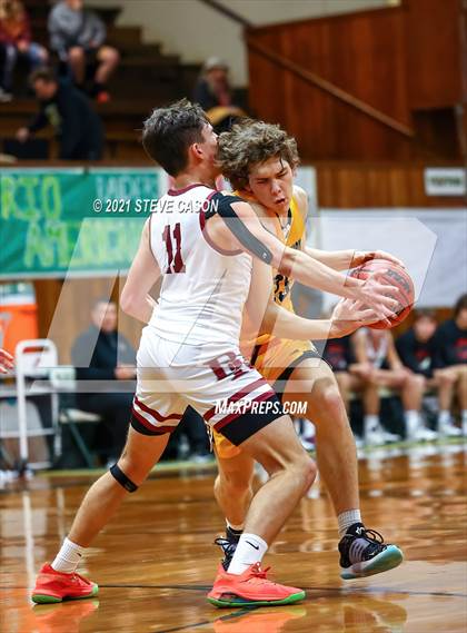Thumbnail 3 in Nevada Union vs Bear River (Kendall Arnett Tournament) photogallery.