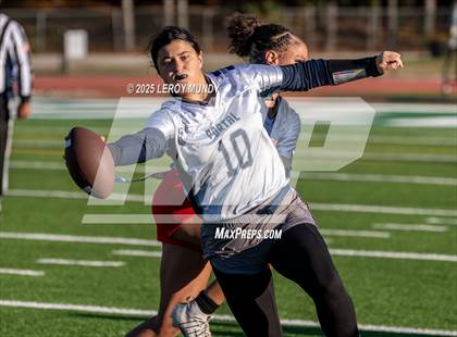 Thumbnail 2 in Grovetown vs. Portal photogallery.