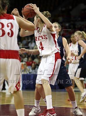 Thumbnail 3 in Dakota Ridge vs Regis Jesuit (5A Great 8) photogallery.