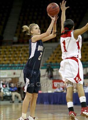 Thumbnail 1 in Dakota Ridge vs Regis Jesuit (5A Great 8) photogallery.