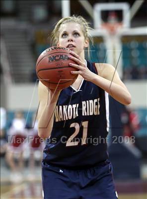 Thumbnail 1 in Dakota Ridge vs Regis Jesuit (5A Great 8) photogallery.