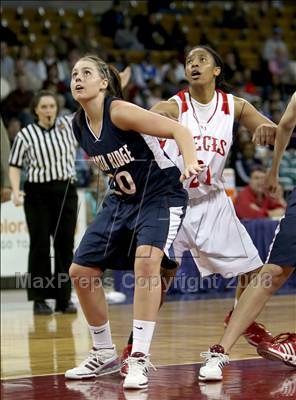 Thumbnail 2 in Dakota Ridge vs Regis Jesuit (5A Great 8) photogallery.