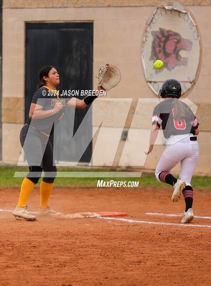Thumbnail 3 in Hanna vs Palmview (La Joya ISD Tournament) photogallery.