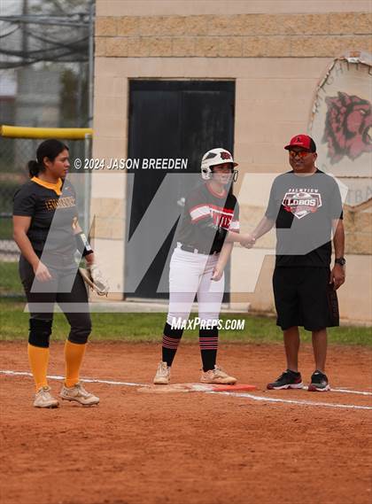 Thumbnail 2 in Hanna vs Palmview (La Joya ISD Tournament) photogallery.