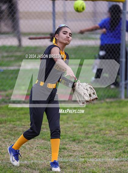 Thumbnail 2 in Hanna vs Palmview (La Joya ISD Tournament) photogallery.