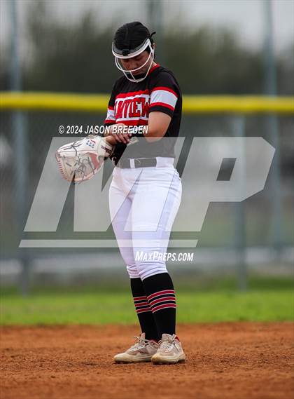 Thumbnail 3 in Hanna vs Palmview (La Joya ISD Tournament) photogallery.