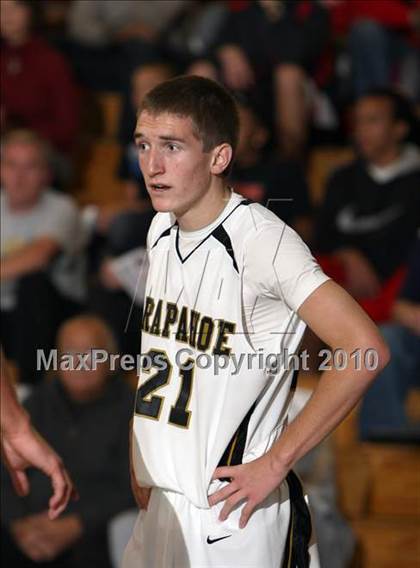 Thumbnail 3 in Gateway vs Arapahoe (Creek Holiday Classic) photogallery.