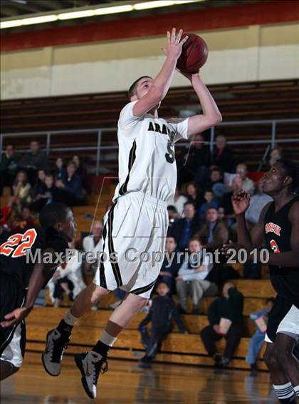Thumbnail 3 in Gateway vs Arapahoe (Creek Holiday Classic) photogallery.