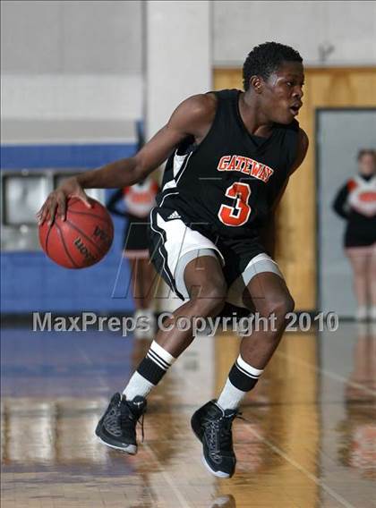 Thumbnail 3 in Gateway vs Arapahoe (Creek Holiday Classic) photogallery.