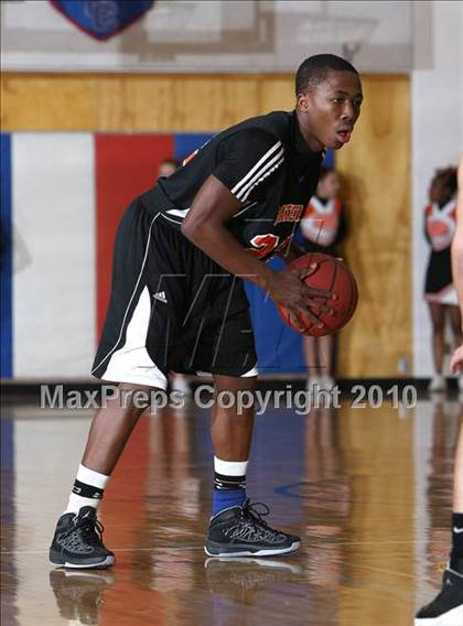 Thumbnail 1 in Gateway vs Arapahoe (Creek Holiday Classic) photogallery.