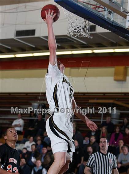 Thumbnail 1 in Gateway vs Arapahoe (Creek Holiday Classic) photogallery.