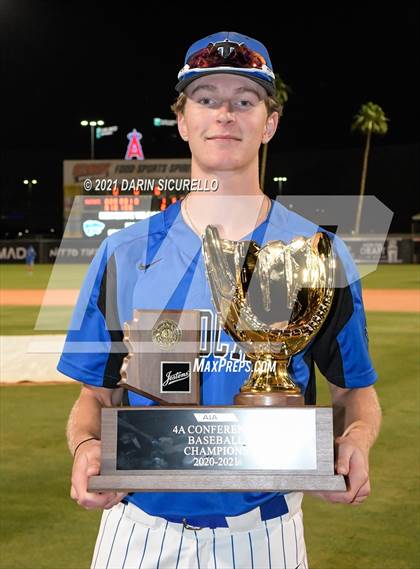 Thumbnail 2 in Salpointe Catholic vs Mesquite (AIA 4A Final Awards) photogallery.