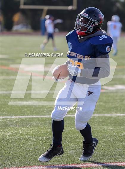 Thumbnail 1 in Nassau County Senior Bowl photogallery.