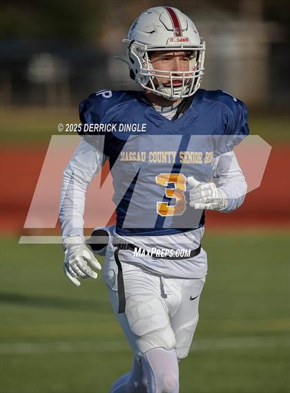 Thumbnail 2 in Nassau County Senior Bowl photogallery.