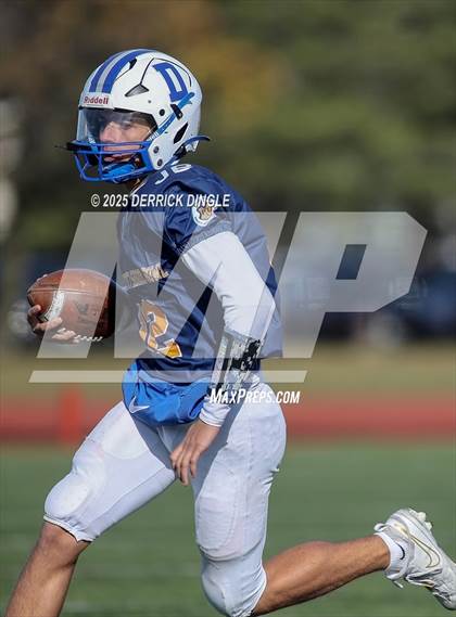 Thumbnail 3 in Nassau County Senior Bowl photogallery.