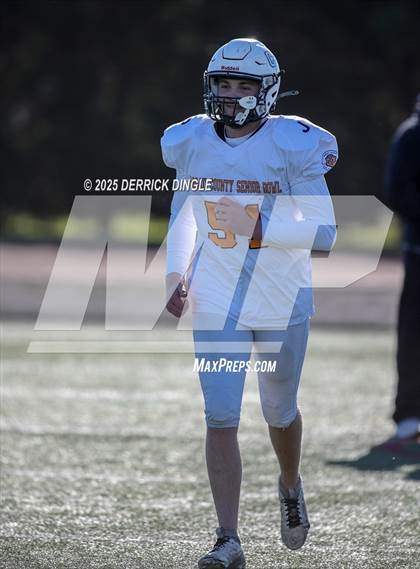 Thumbnail 3 in Nassau County Senior Bowl photogallery.