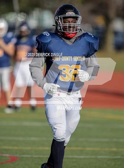 Thumbnail 3 in Nassau County Senior Bowl photogallery.