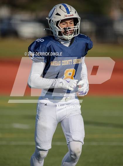 Thumbnail 2 in Nassau County Senior Bowl photogallery.