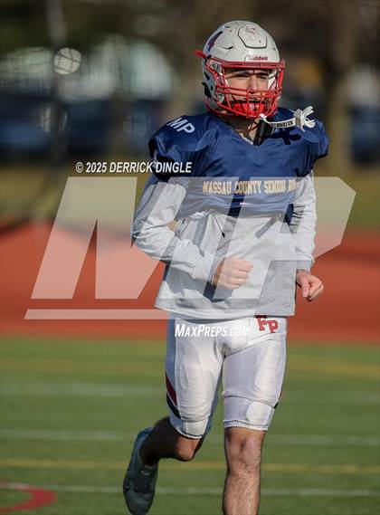 Thumbnail 3 in Nassau County Senior Bowl photogallery.