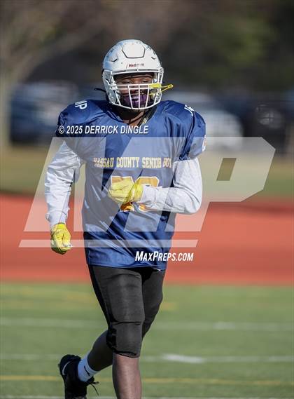 Thumbnail 3 in Nassau County Senior Bowl photogallery.