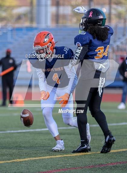 Thumbnail 2 in Nassau County Senior Bowl photogallery.