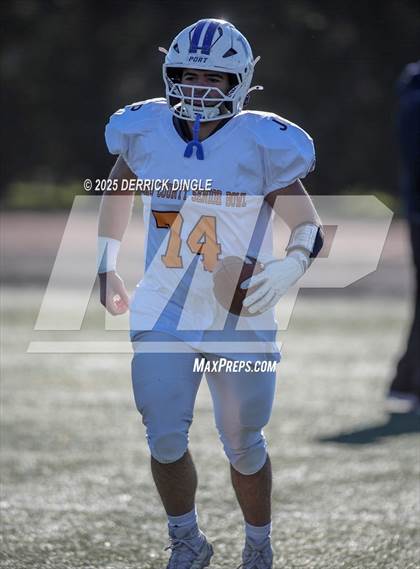 Thumbnail 3 in Nassau County Senior Bowl photogallery.