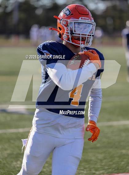 Thumbnail 2 in Nassau County Senior Bowl photogallery.