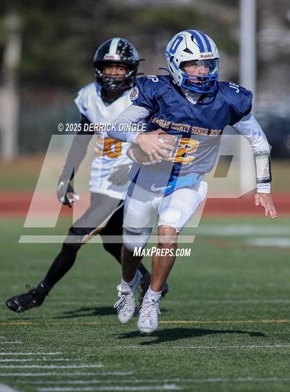 Thumbnail 3 in Nassau County Senior Bowl photogallery.